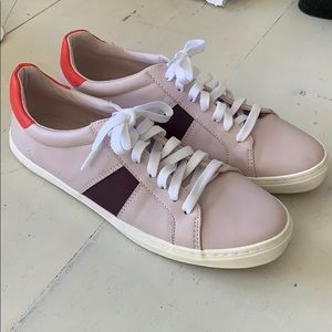 Old navy lilac colorblock sneakers size 9